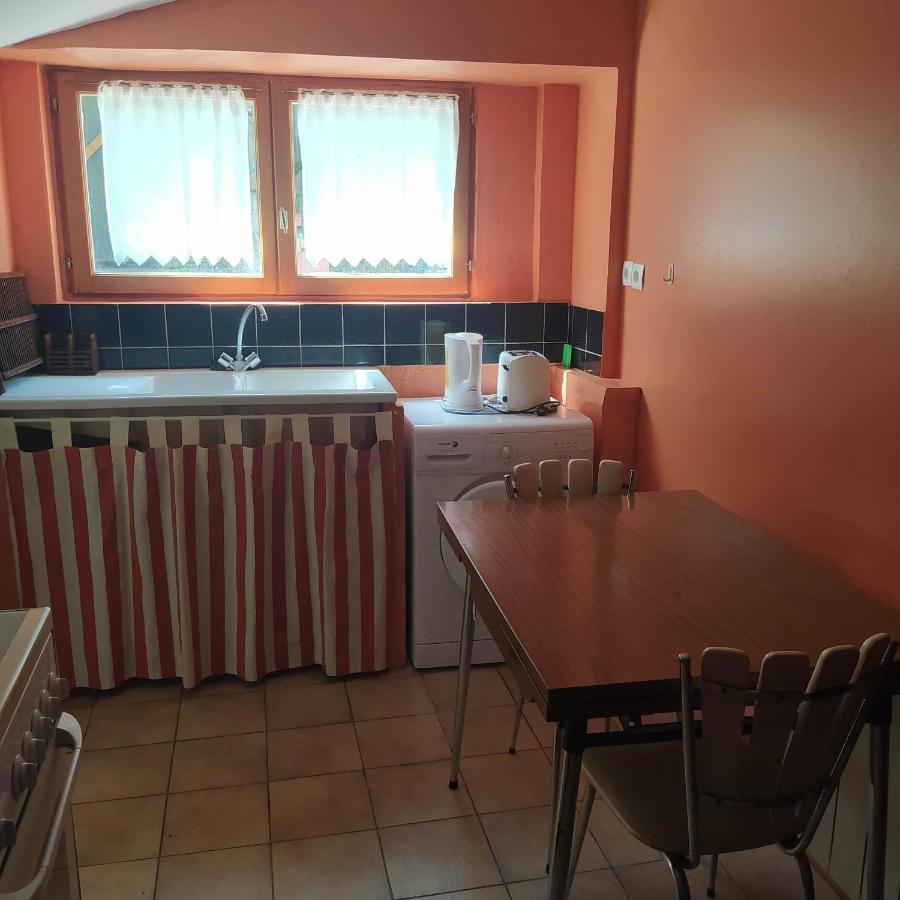 Gite Des Ecuries Du Seillery La Clisse Exterior foto
